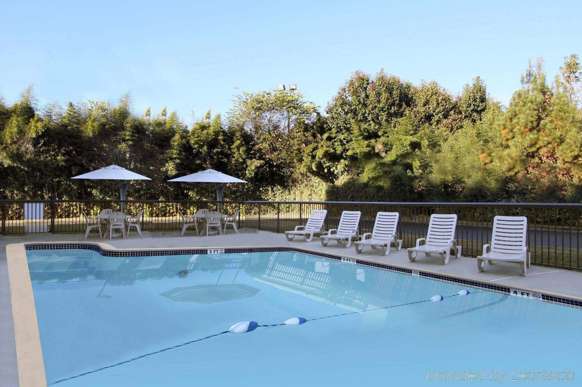 Hampton Inn Madison Exteriér fotografie