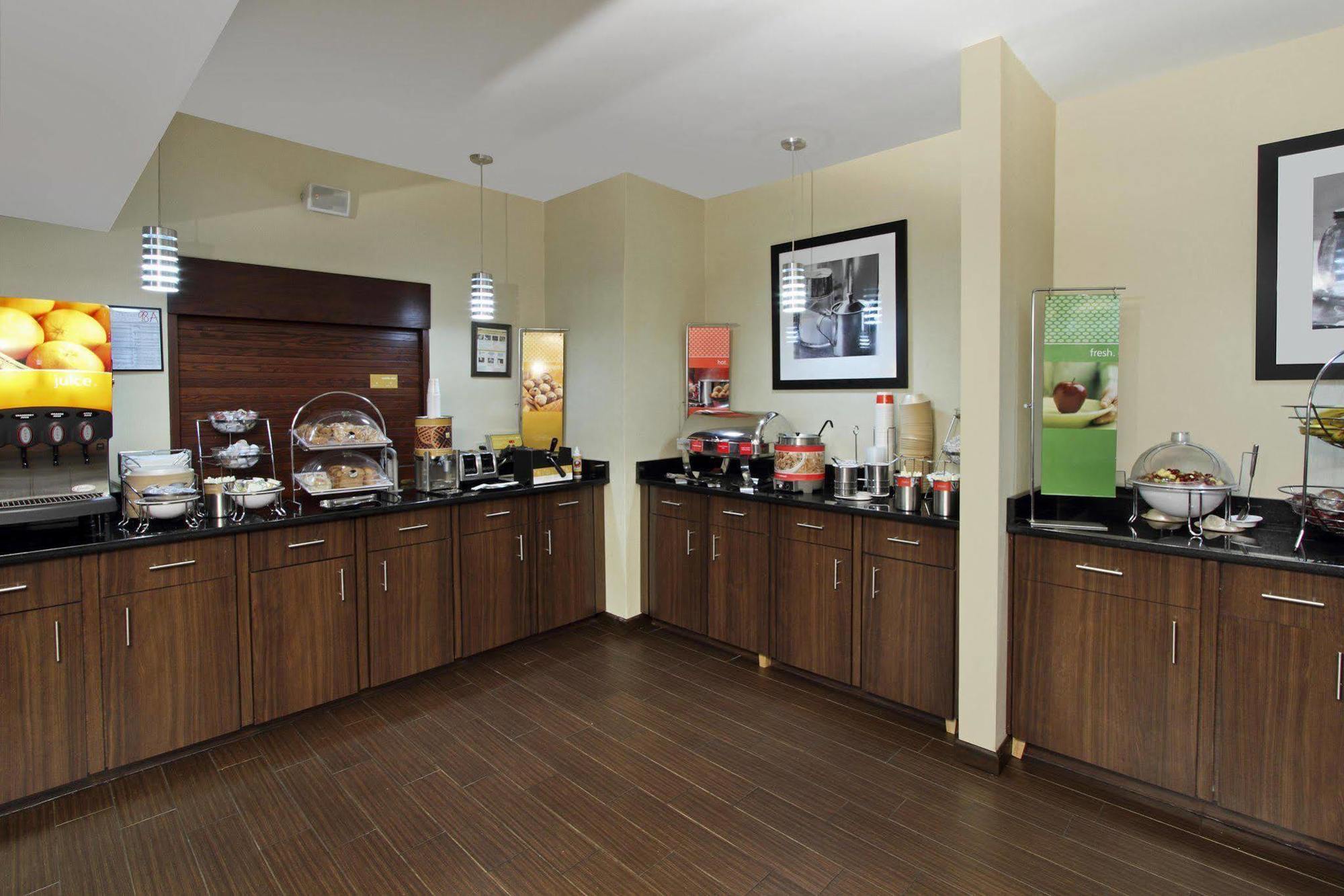 Hampton Inn Madison Exteriér fotografie